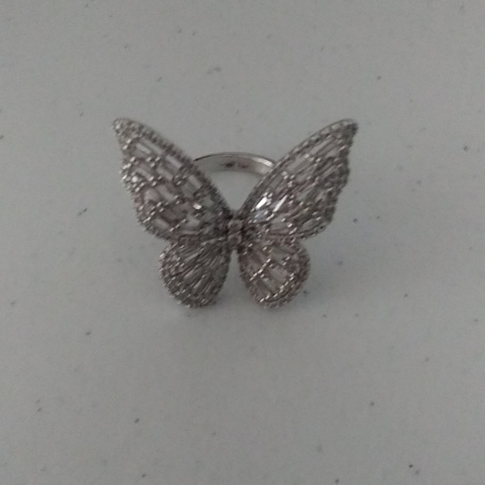 NEW HUGE 18K WHITE GOLD DIAMOND BUTTERFLY RING